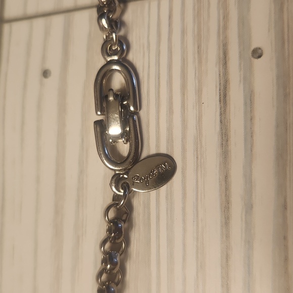 Necklace and Brooch combo - Picture 3 of 3